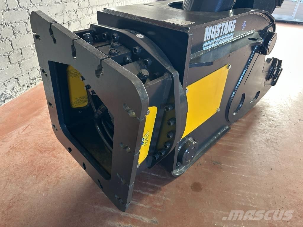 Mustang RH16 جراشات البناء