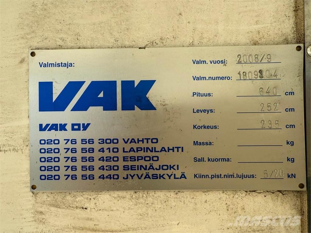 Volvo FL240 4x2 شاحنات ذات هيكل صندوقي