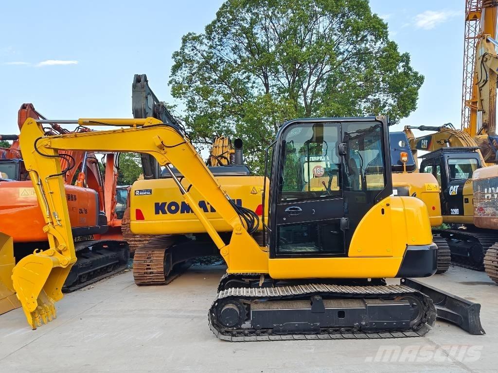 Komatsu PC 56 حفارات صغيرة أقل من 7 طن (حفارات صغيرة)