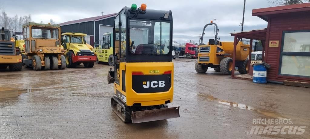 JCB 15 C-1 حفارات صغيرة أقل من 7 طن (حفارات صغيرة)