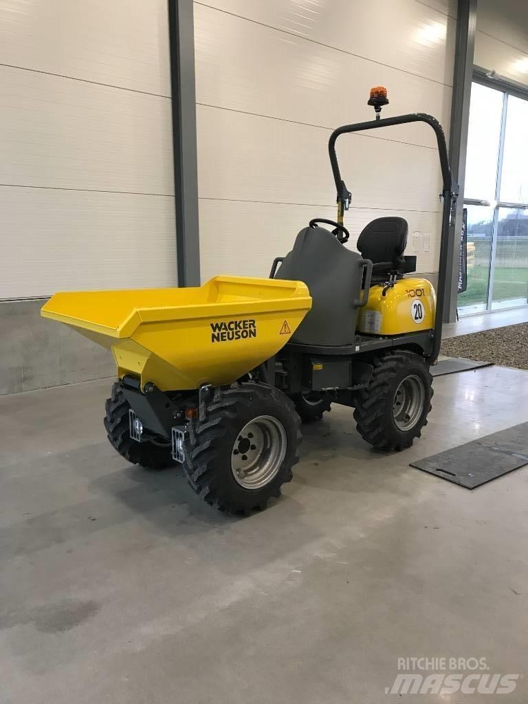 Wacker Neuson 1001 عربات نقل قلابة للمواقع