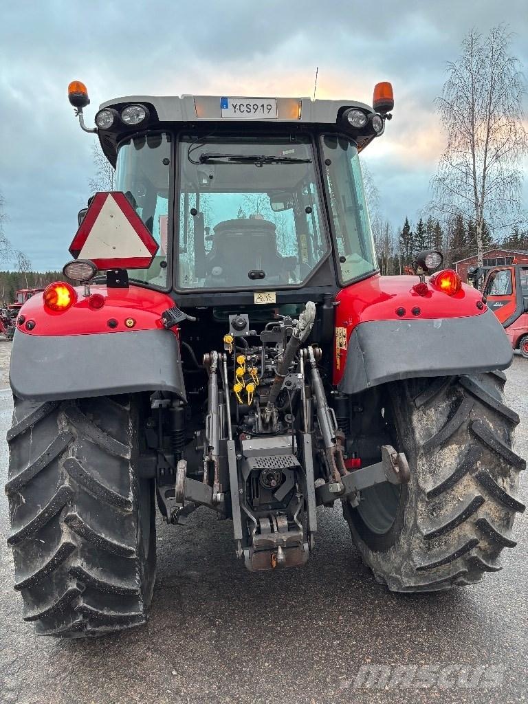 Massey Ferguson 5610 الجرارات