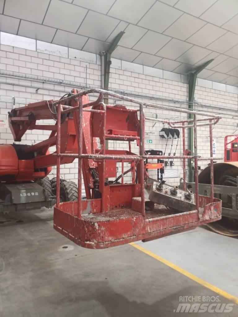 Manitou 160 ATJ رافعات سلة مفصلية
