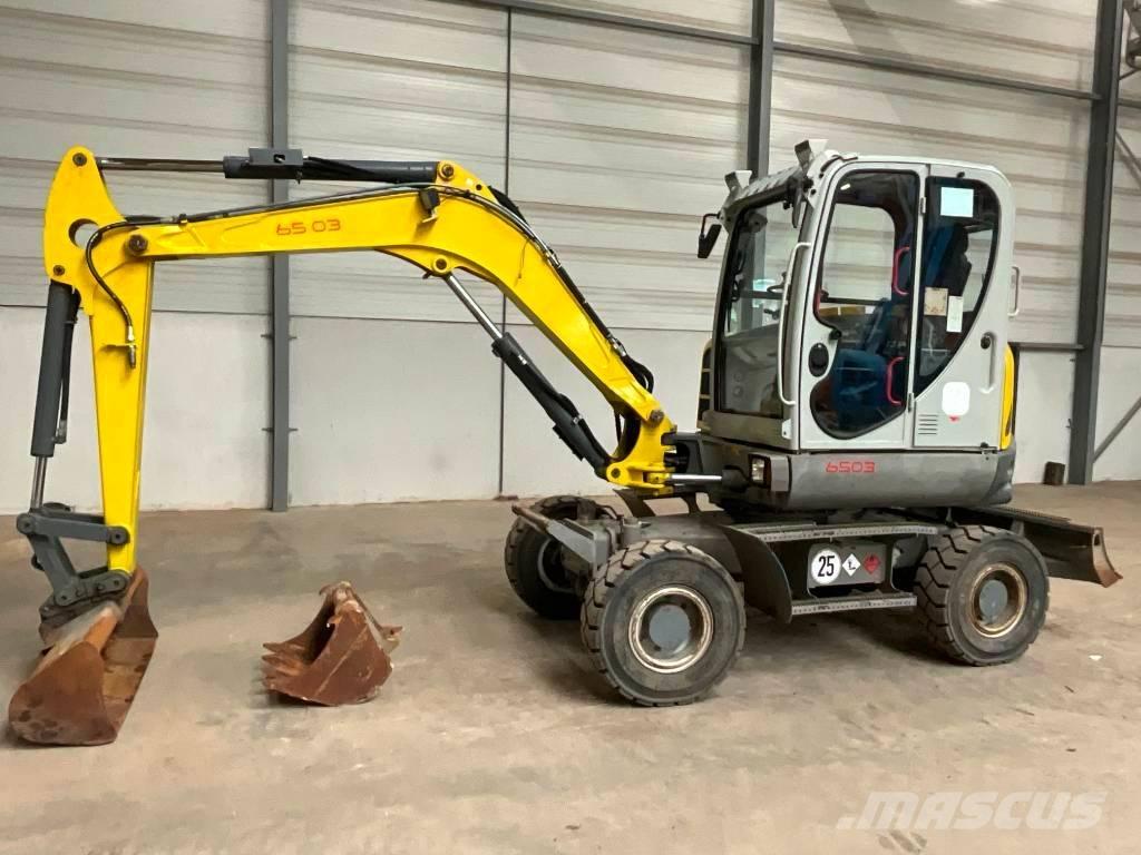 Neuson 6503 WD حفارات بعجل