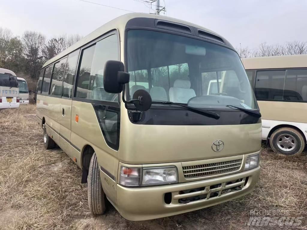 Toyota Coaster حافلة داخل المدينة