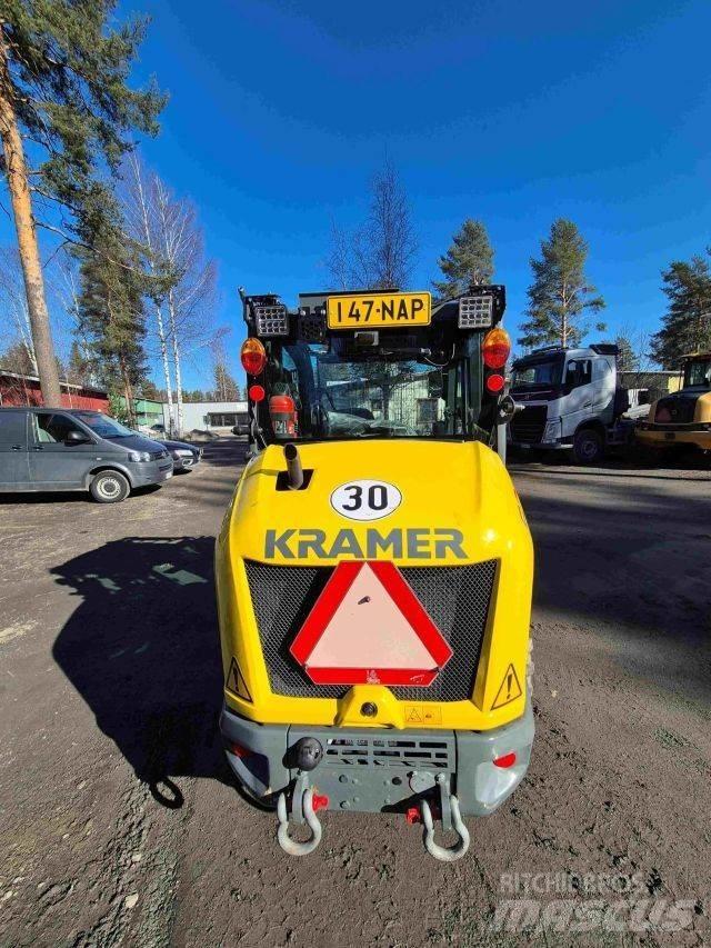 Kramer 5040 لوادر صغيرة