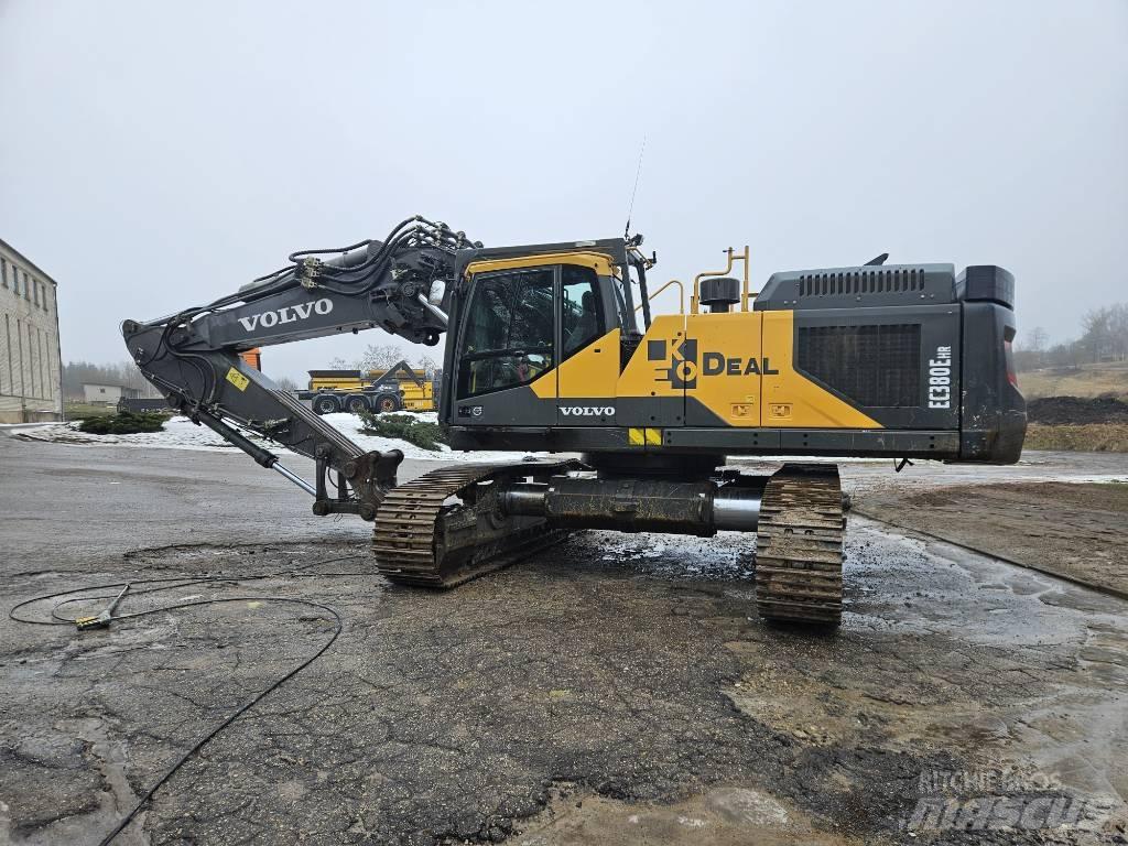 Volvo EC380EHR حفارات زحافة