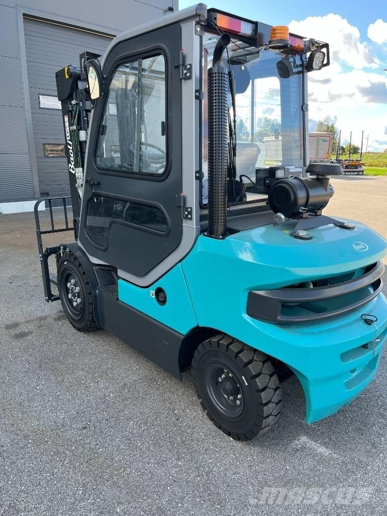 Baoli KBD30 Triplex شاحنات الديزل