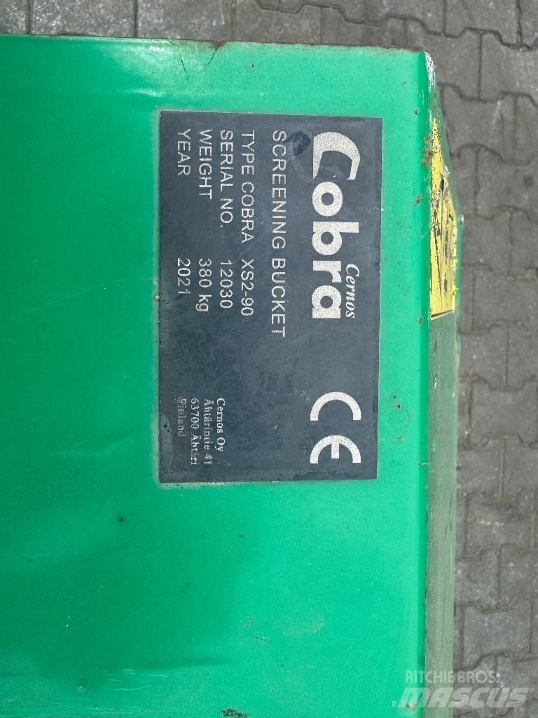 Cobra XS2-90 مكونات أخرى