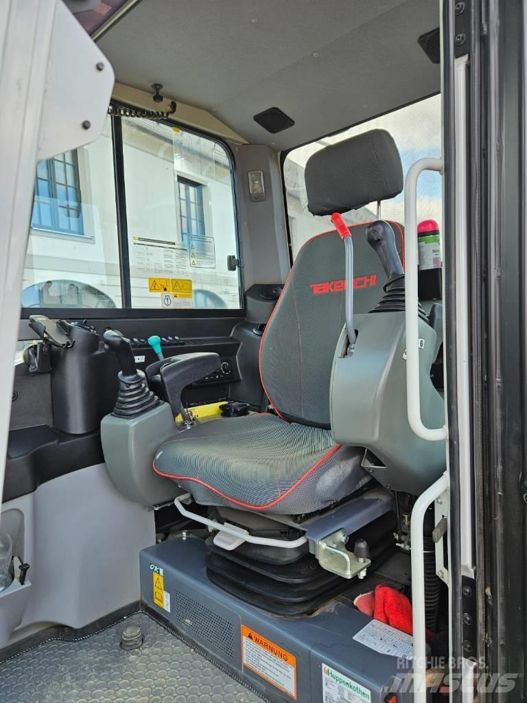 Takeuchi TB 290 حفارات وسط 7 طن - 12 طن