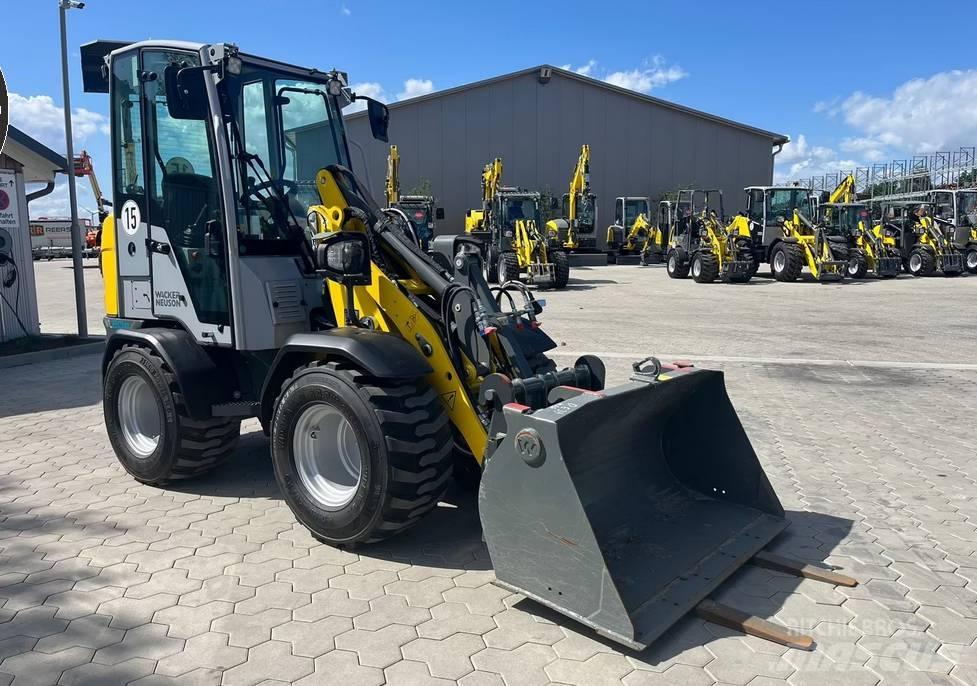 Wacker Neuson WL 20e لوادر بعجل