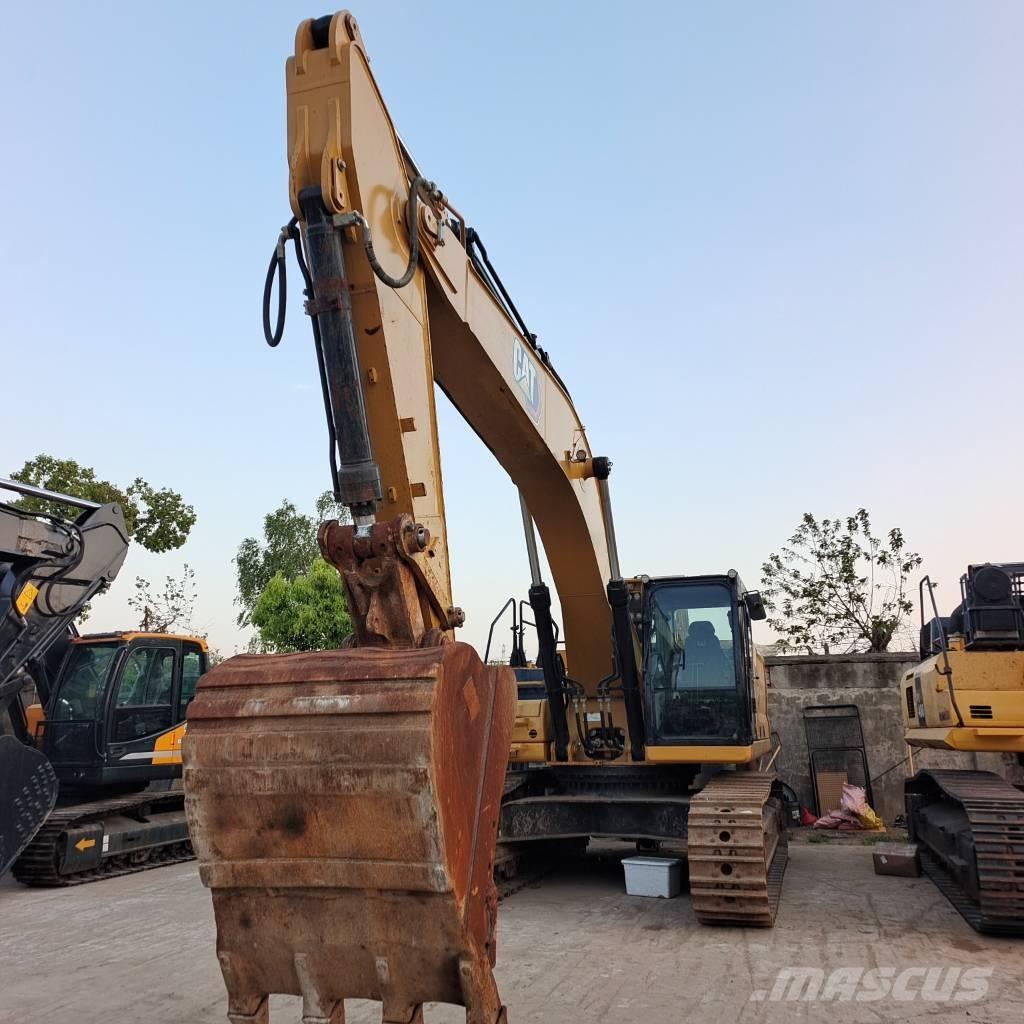 CAT 336 G حفارات زحافة