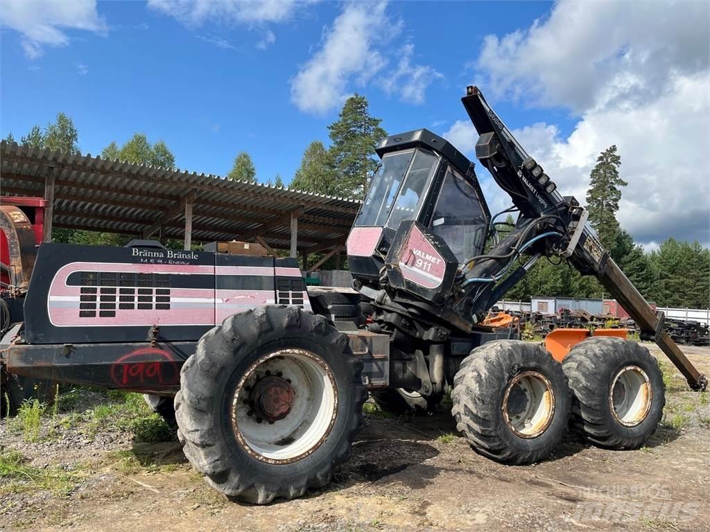 Valmet 911 حصادات