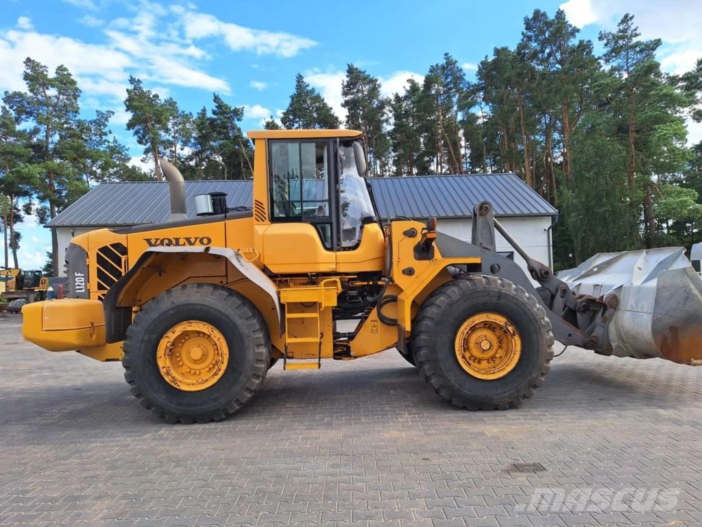 Volvo L 120 F لوادر بعجل