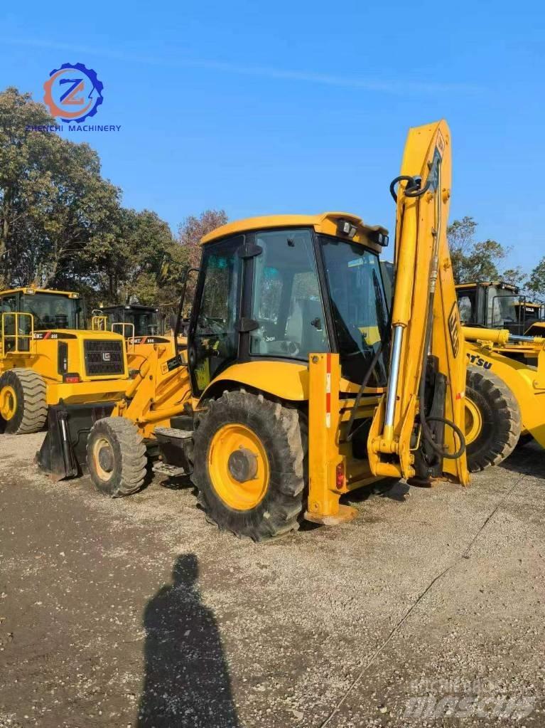 JCB 3 CX لوادر ذات جرافات عكسية