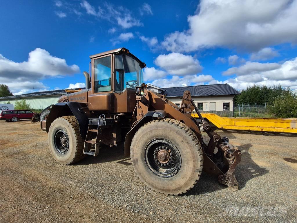 Volvo L 70 E لوادر بعجل
