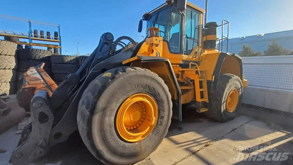 Volvo L 180 F لوادر بعجل