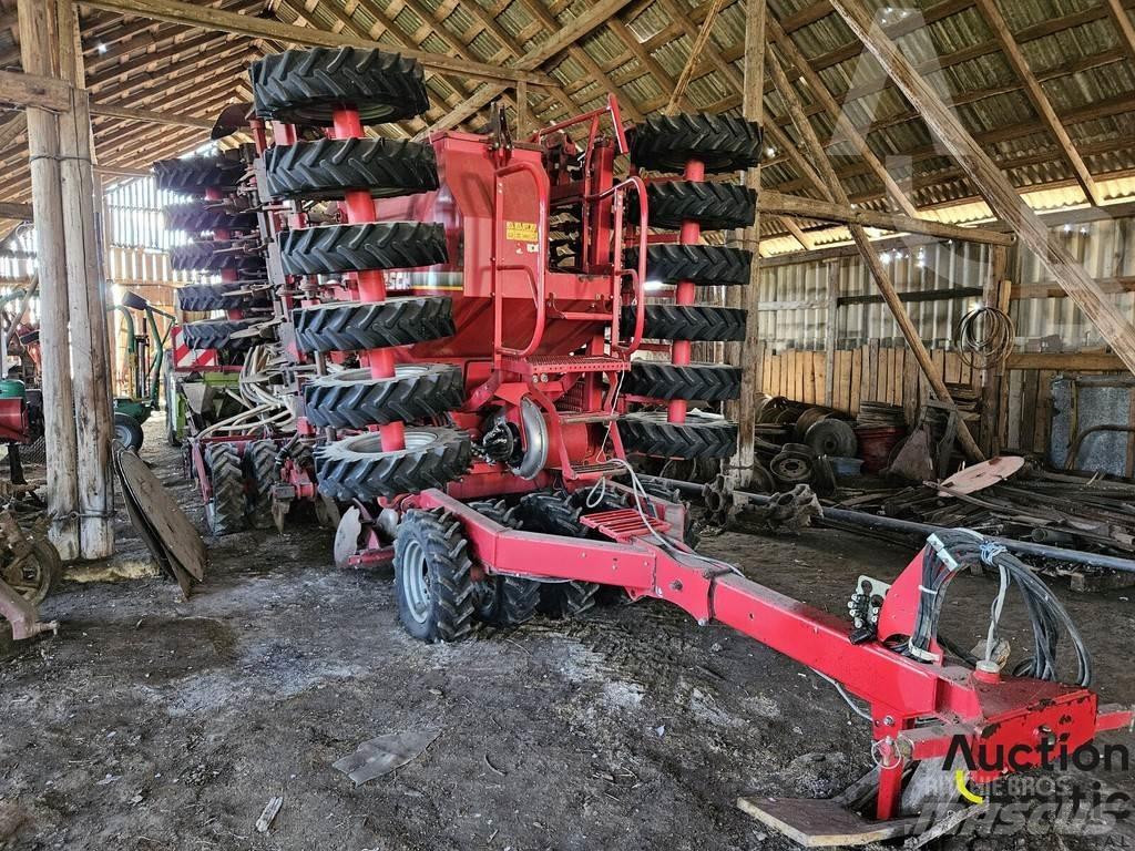 Horsch Pronto 6 DC مثاقيب مدمجة