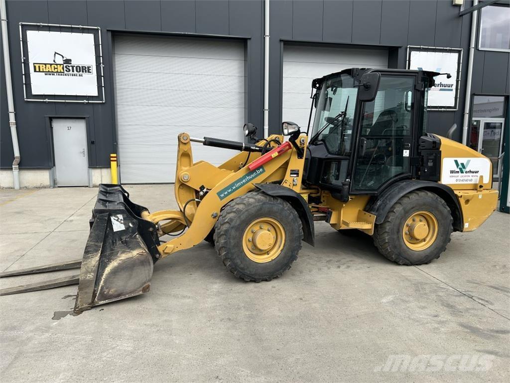 CAT 906M (8758) لوادر متعددة الأغراض