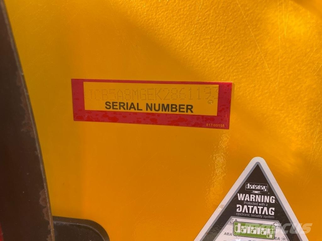 JCB 540-140 مناولات متداخلة