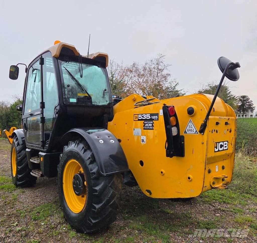 JCB 535-125 مناولات متداخلة