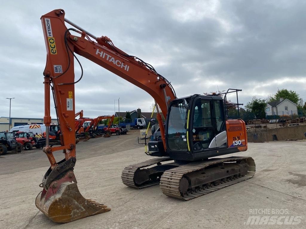 Hitachi ZX130 LCN-6 حفارات زحافة