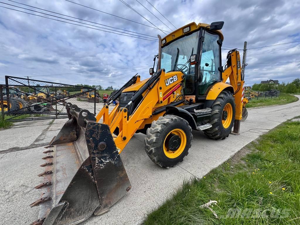 JCB 3CX لوادر ذات جرافات عكسية