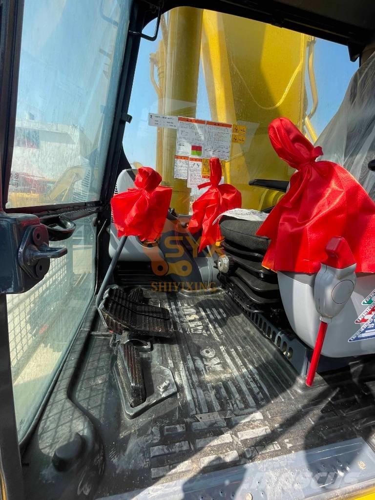 Komatsu PC 450-8 حفارات زحافة