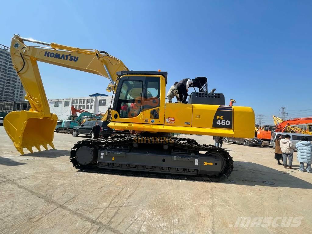 Komatsu PC 450-8 حفارات زحافة