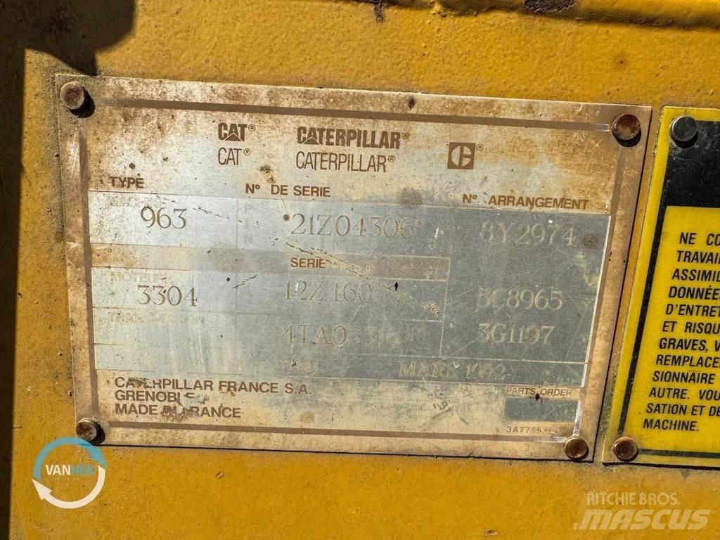 CAT 963 لوادر زحافة