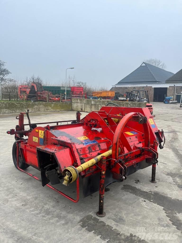 Grimme KS 1500 معدات جز نباتات البطاطس المتيبسة