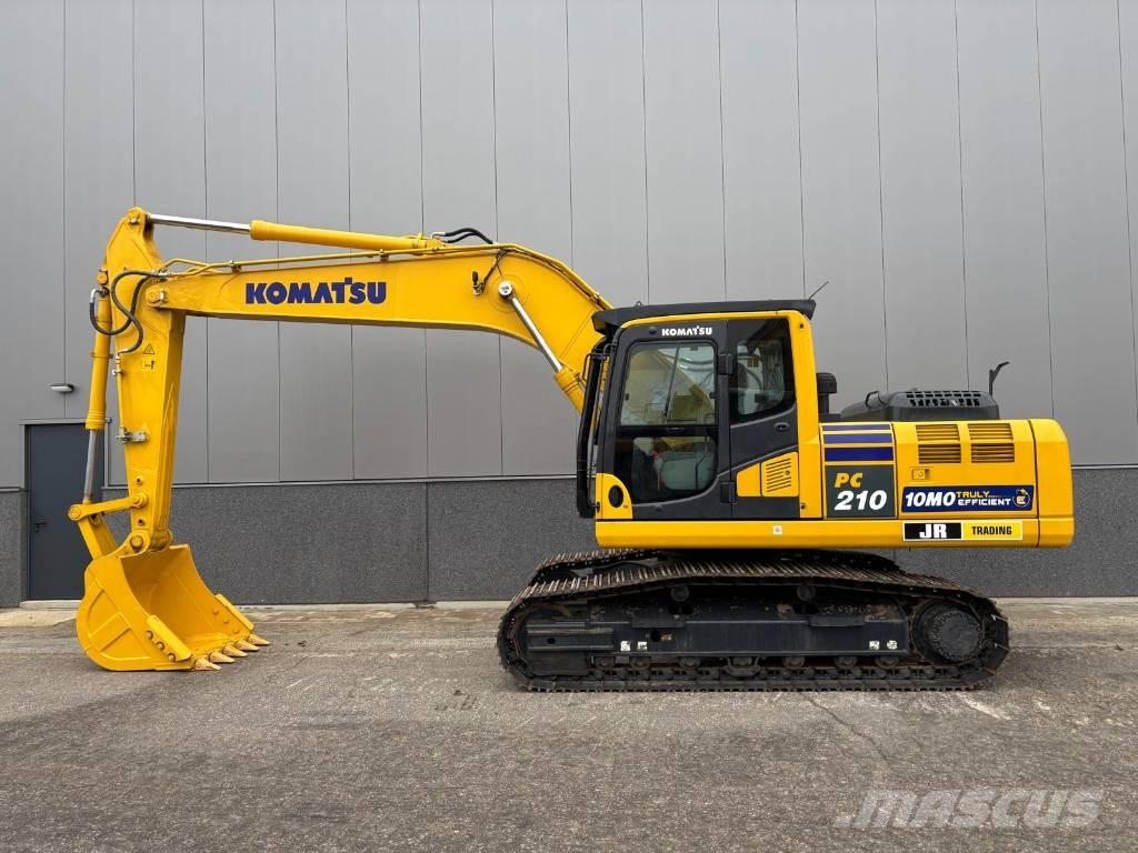 Komatsu PC 210-10M0 حفارات زحافة