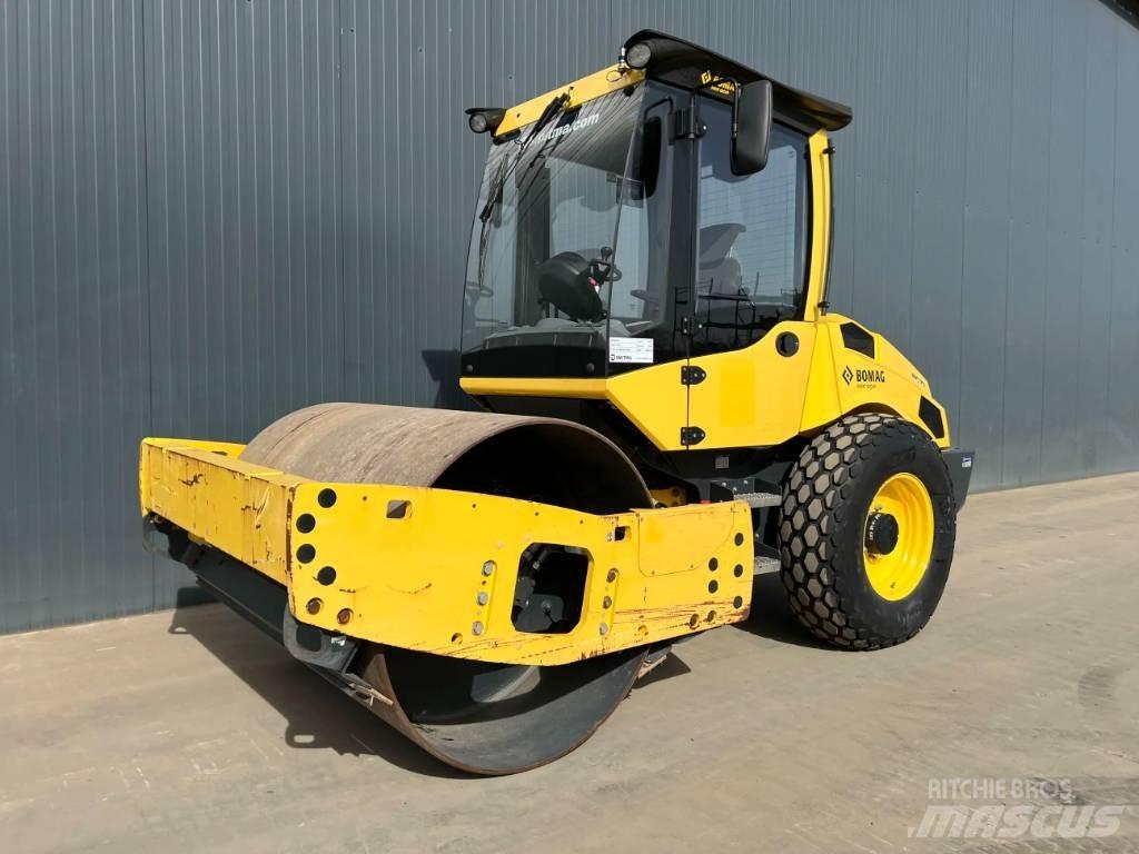 Bomag BW177D-5 مداحل أحادية الأسطوانة