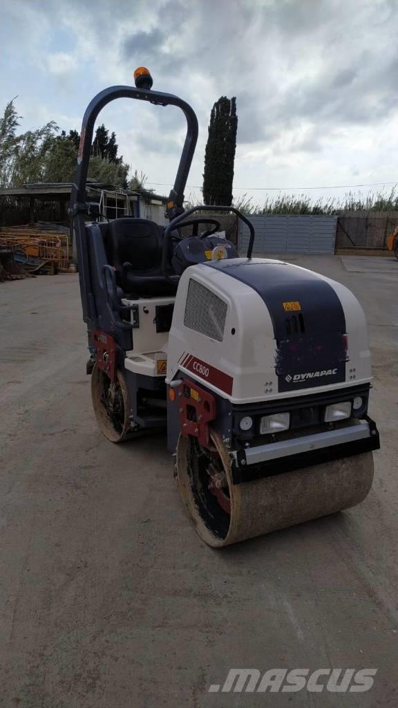 Dynapac CC 800 Plus مداحل ثنائية الاسطوانة