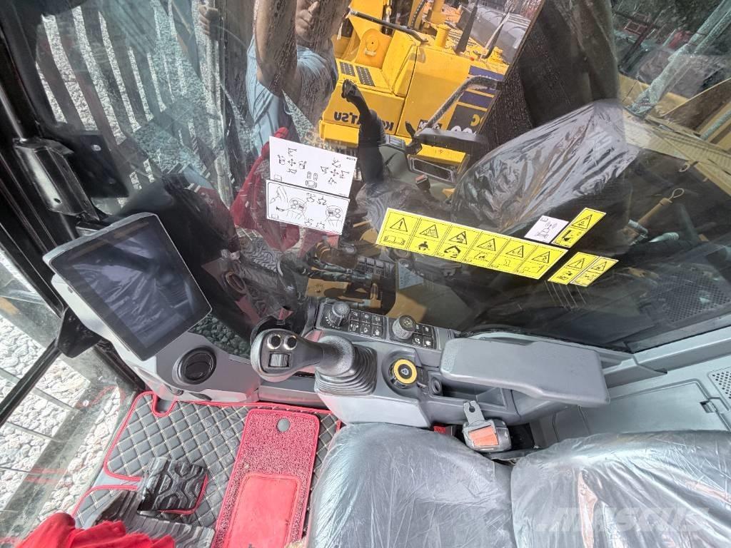 CAT 336 D حفارات زحافة