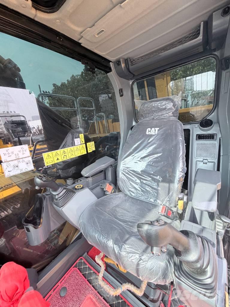 CAT 336 D حفارات زحافة