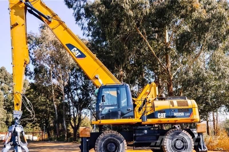 CAT M325 حفارات صغيرة أقل من 7 طن (حفارات صغيرة)