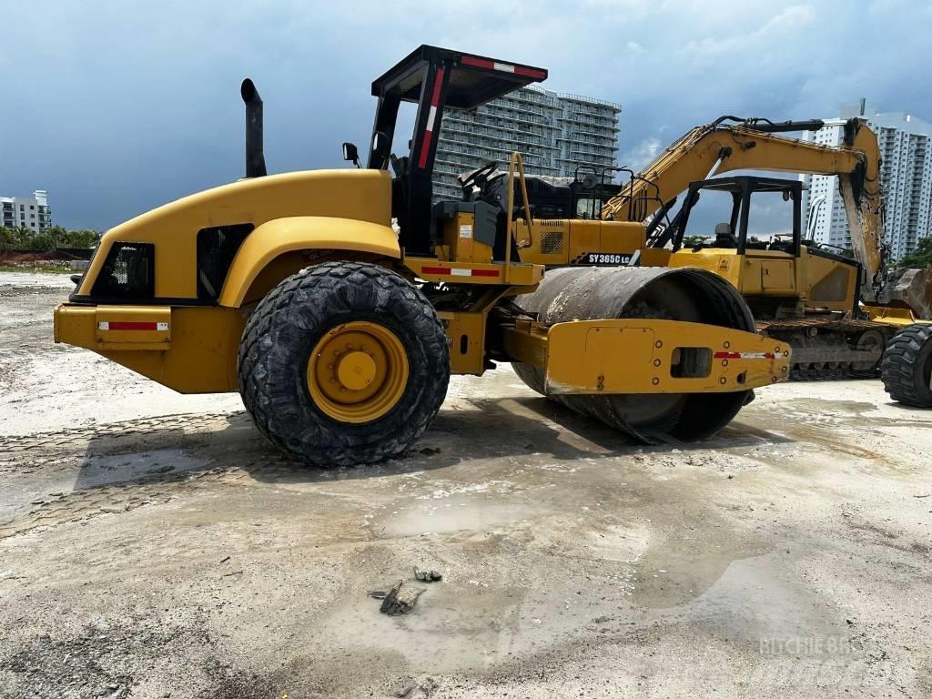 CAT CS 563 E مداحل مزدوجة