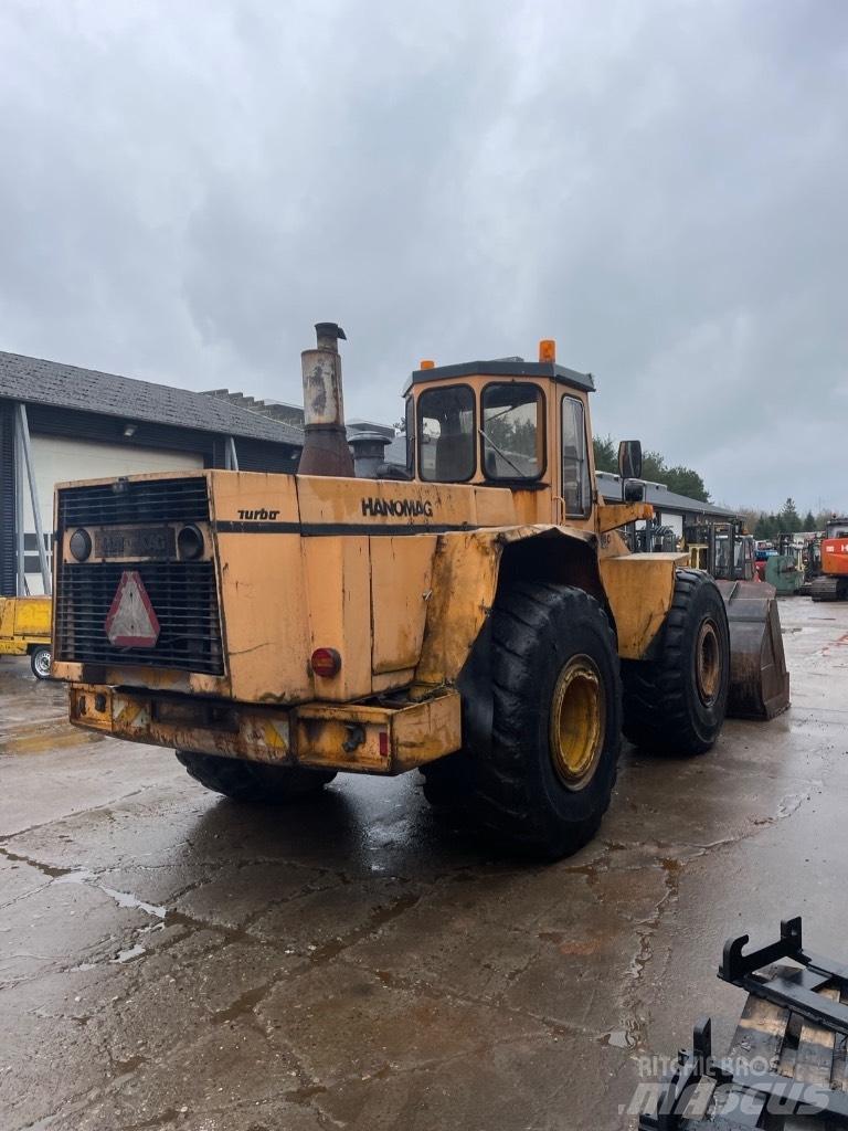 Hanomag 66c لوادر بعجل