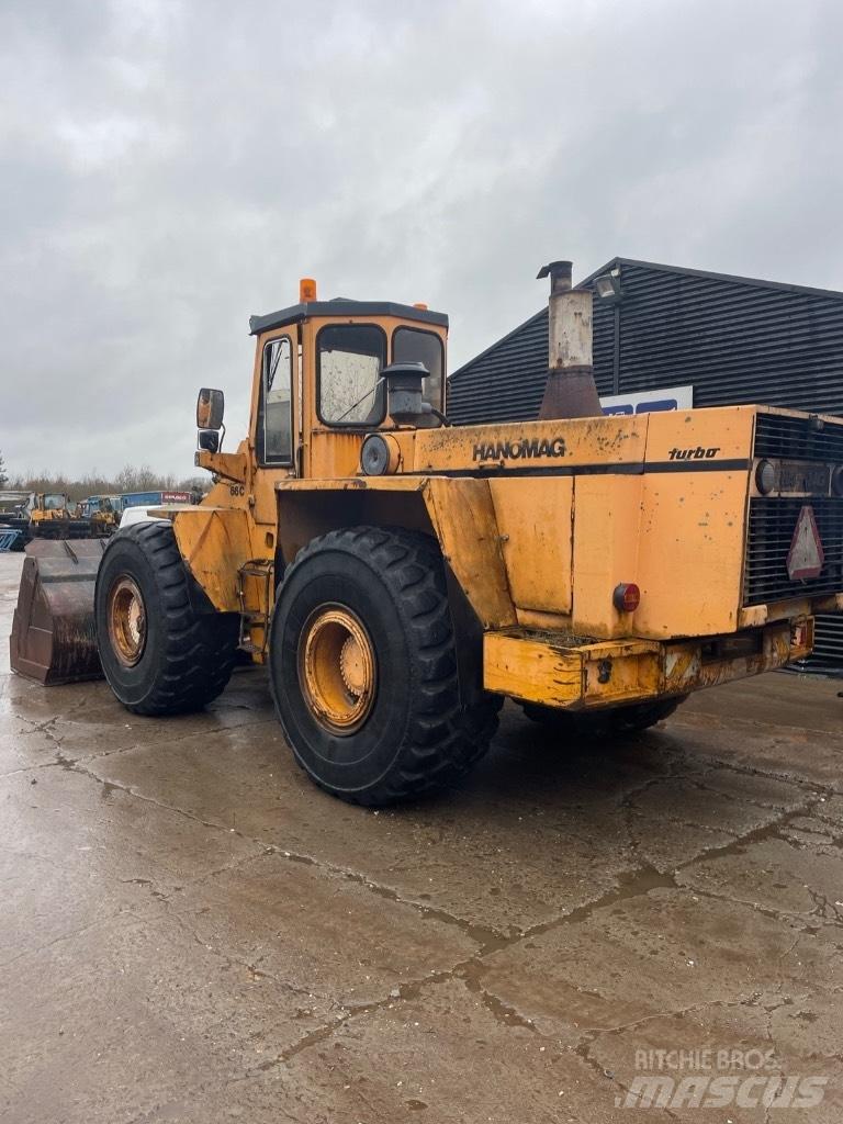 Hanomag 66c لوادر بعجل
