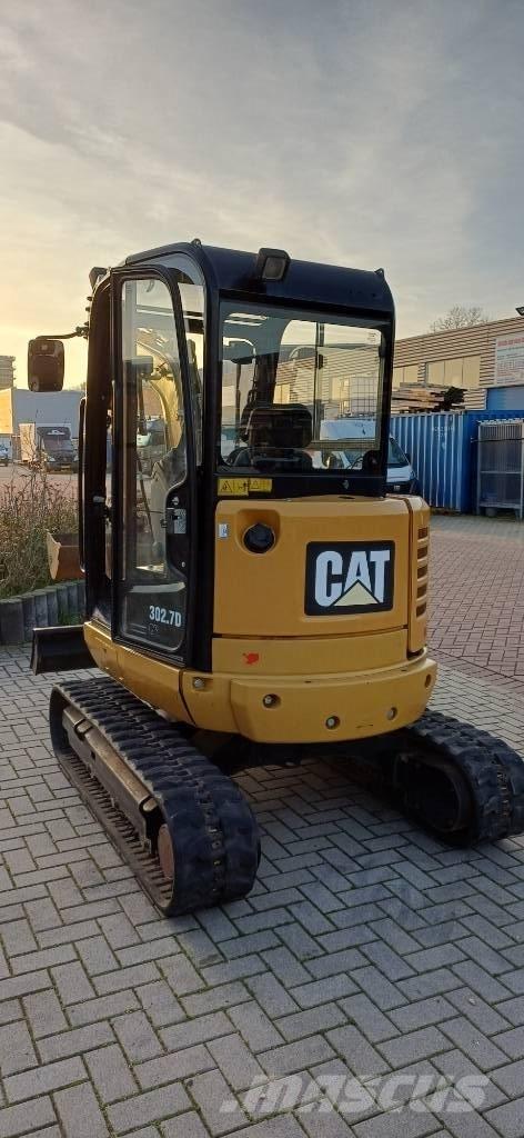 CAT 302.7 CR حفارات صغيرة أقل من 7 طن (حفارات صغيرة)