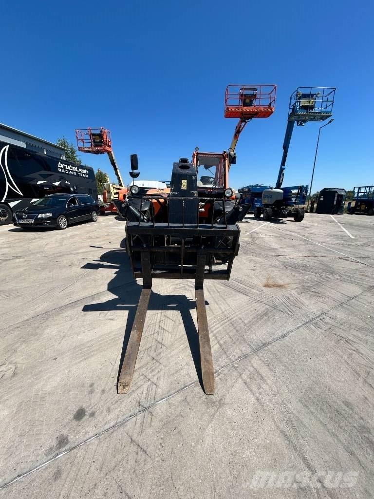 JLG 3614 RS مناولات متداخلة