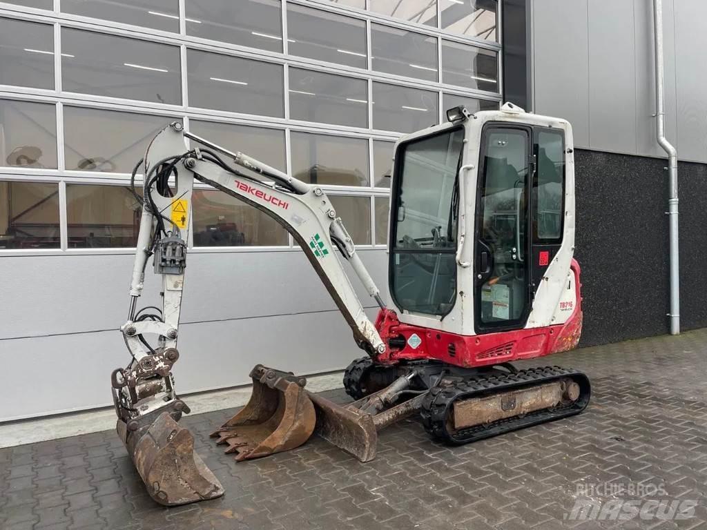 Takeuchi TB216 حفارات صغيرة أقل من 7 طن (حفارات صغيرة)