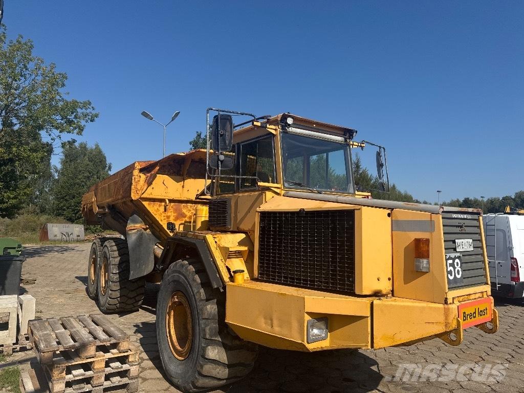 Volvo A 30 ساحبات مفصلية