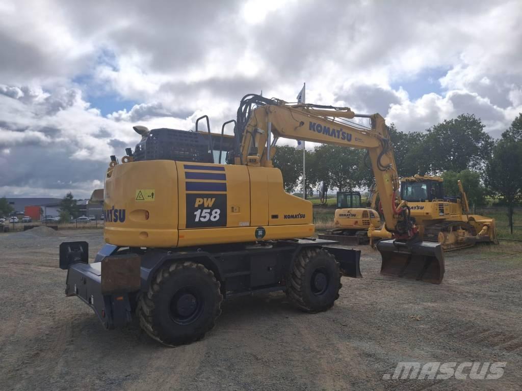 Komatsu PW158-11 حفارات بعجل