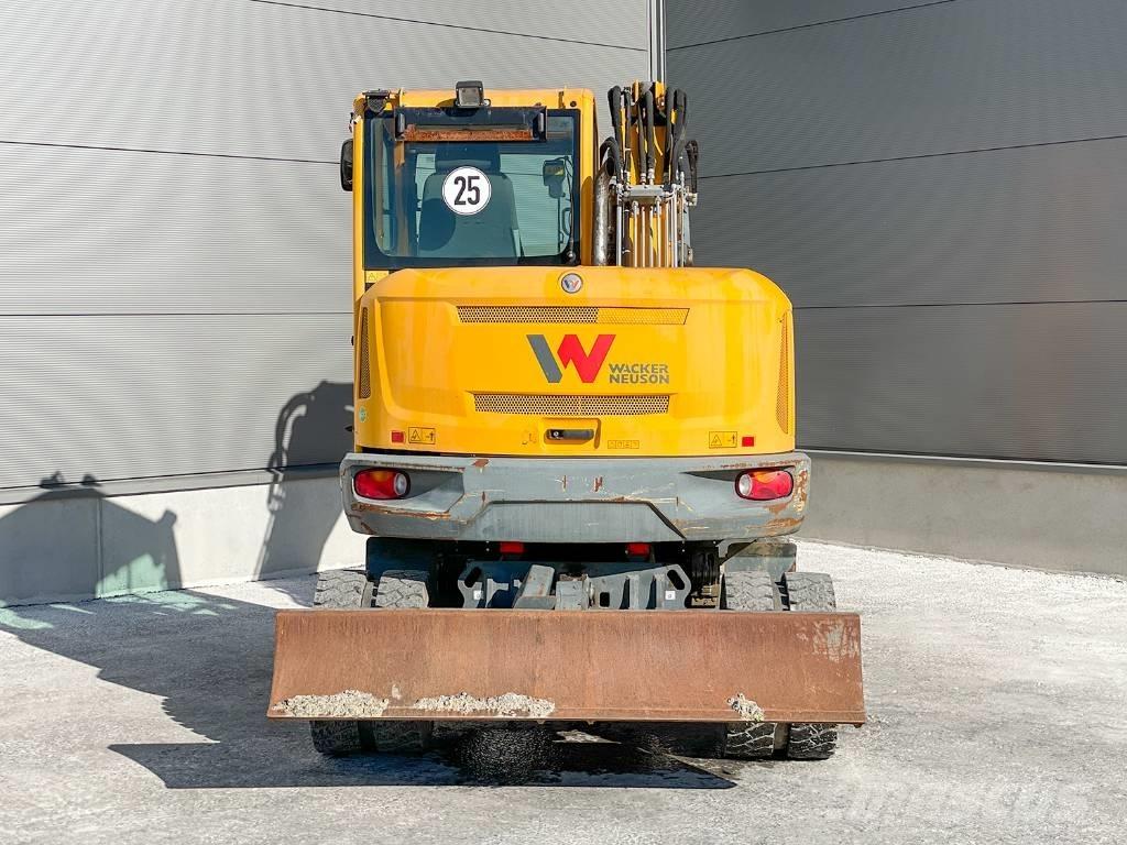 Wacker Neuson EW 65 حفارات بعجل