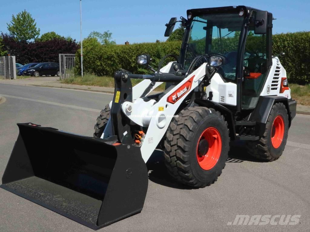 Bobcat L 85 لوادر بعجل