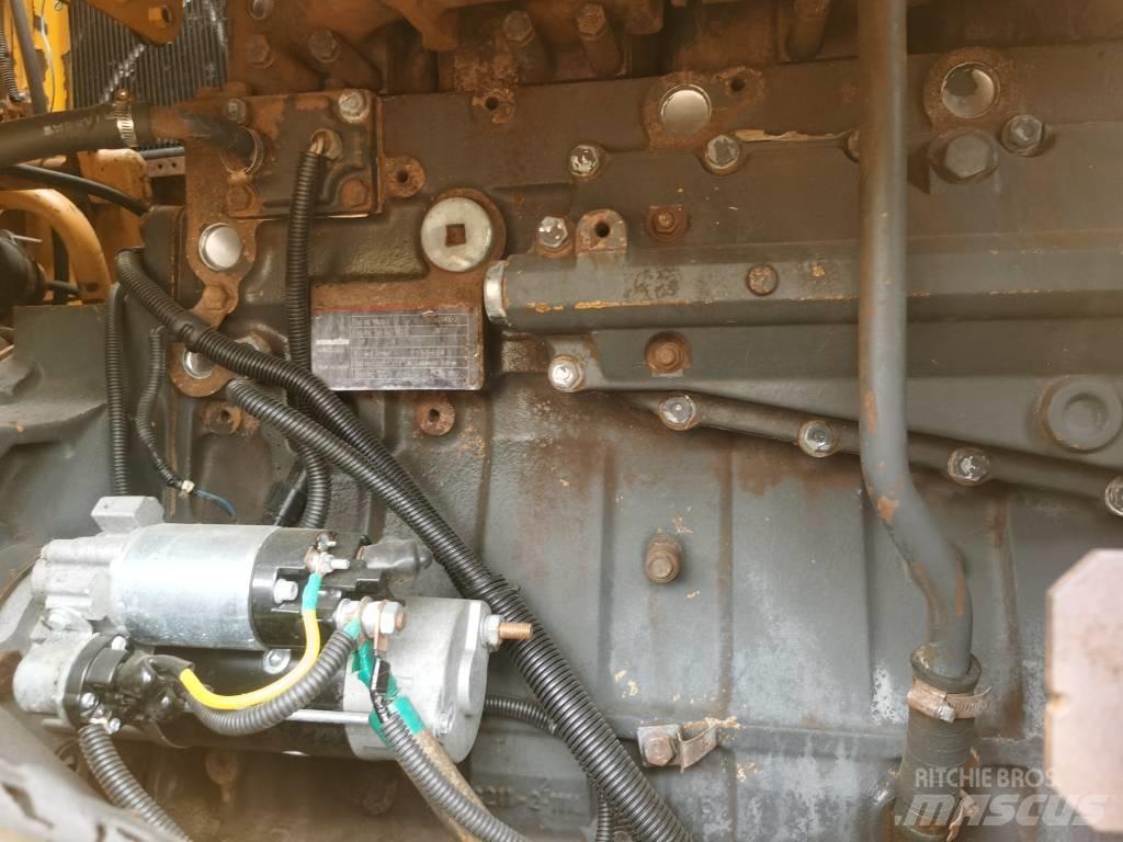 Komatsu WA 500-3 لوادر بعجل