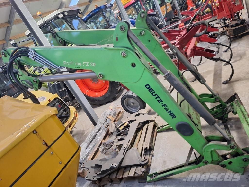Stoll Profiline FZ30 لوادر وحفارات أمامية