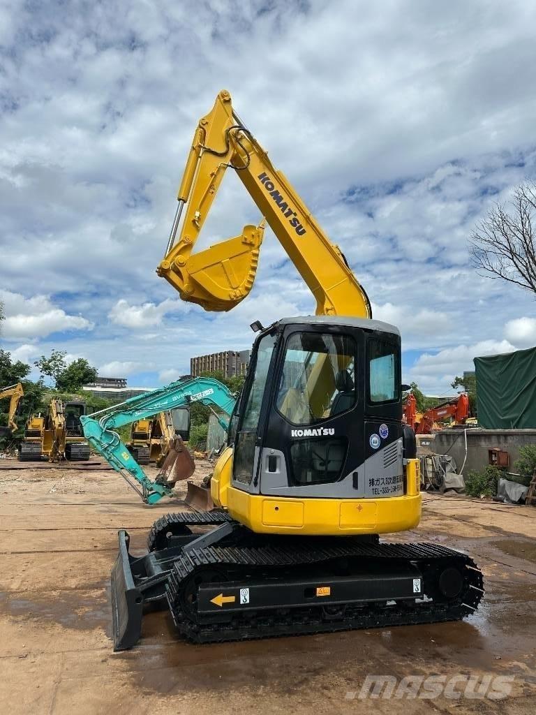 Komatsu PC 78 US حفارات زحافة
